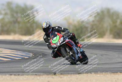 media/Nov-16-2025-Race Pace (Sun) [[8c5fa54630]]/Verified Riders/2-Turn 7 (945am)/